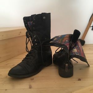 Steve Madden black leather lace up boots